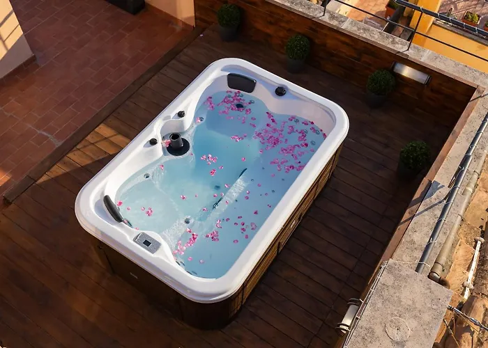 Gasthuis Vivilo Trevi - Luxury Experience - Private Jacuzzi On Terrace - Insane View 4*